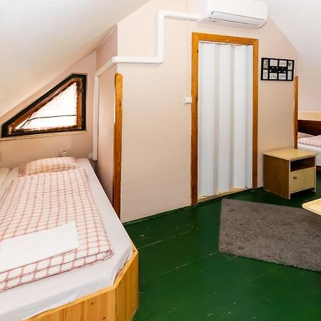 Csillagtura Panzio Bed & Breakfast Eger Bagian luar foto