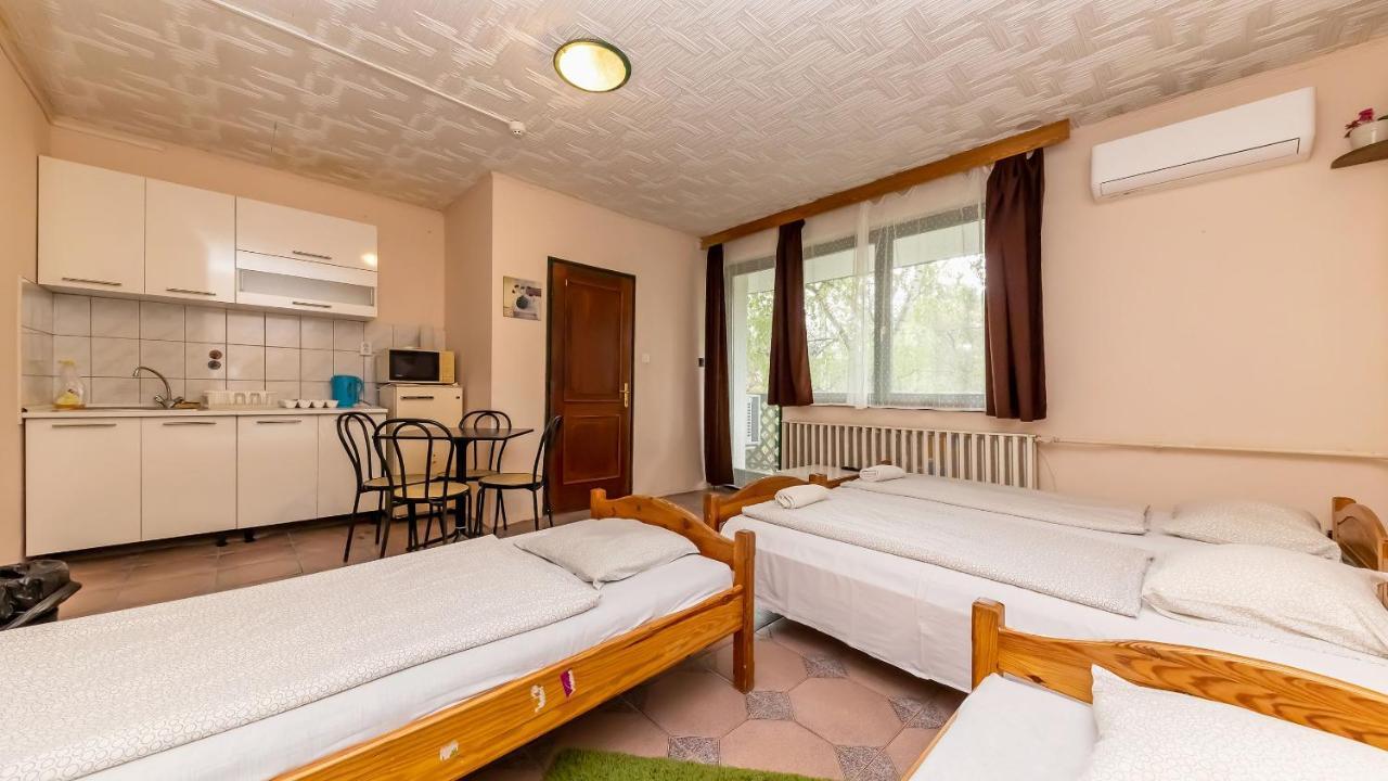 Csillagtura Panzio Bed & Breakfast Eger Bagian luar foto