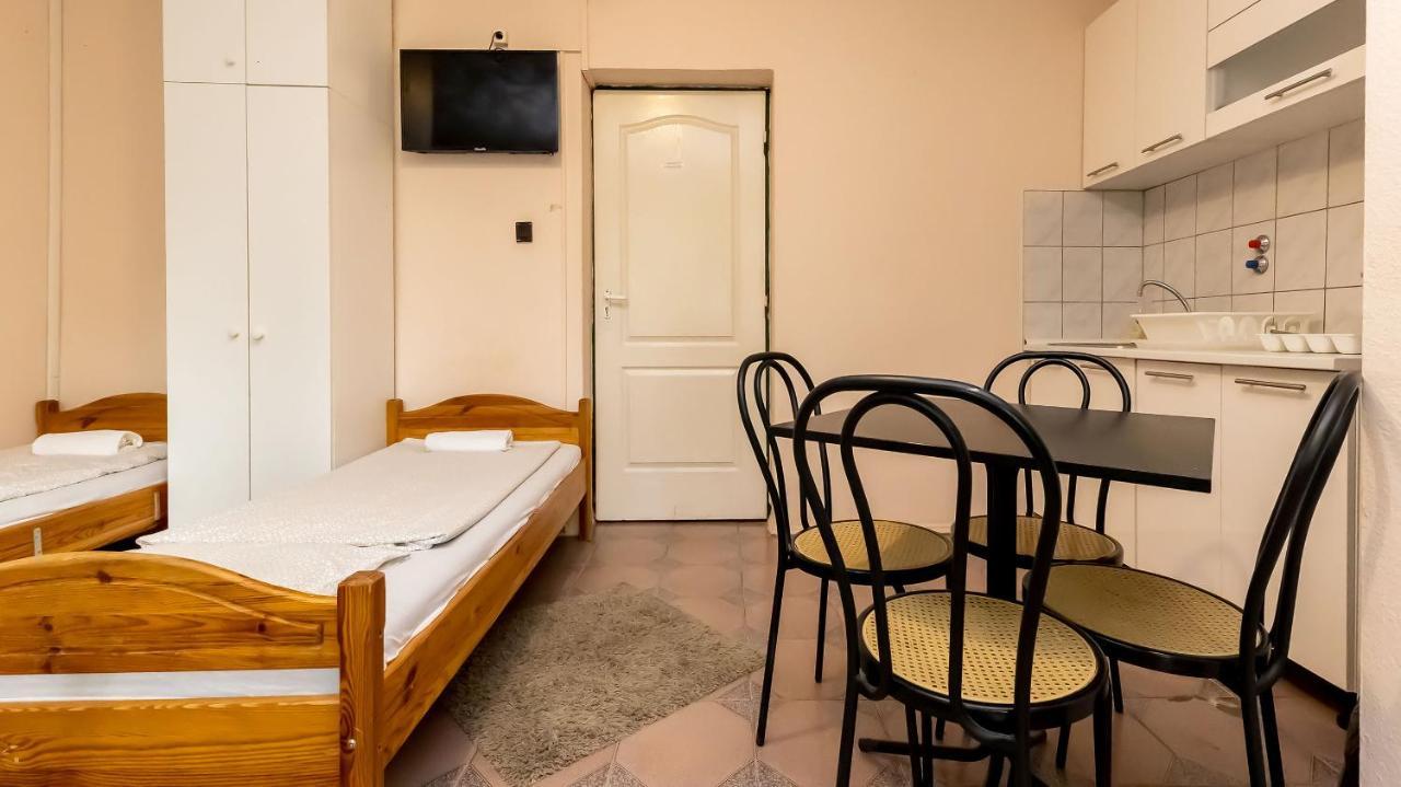 Csillagtura Panzio Bed & Breakfast Eger Bagian luar foto