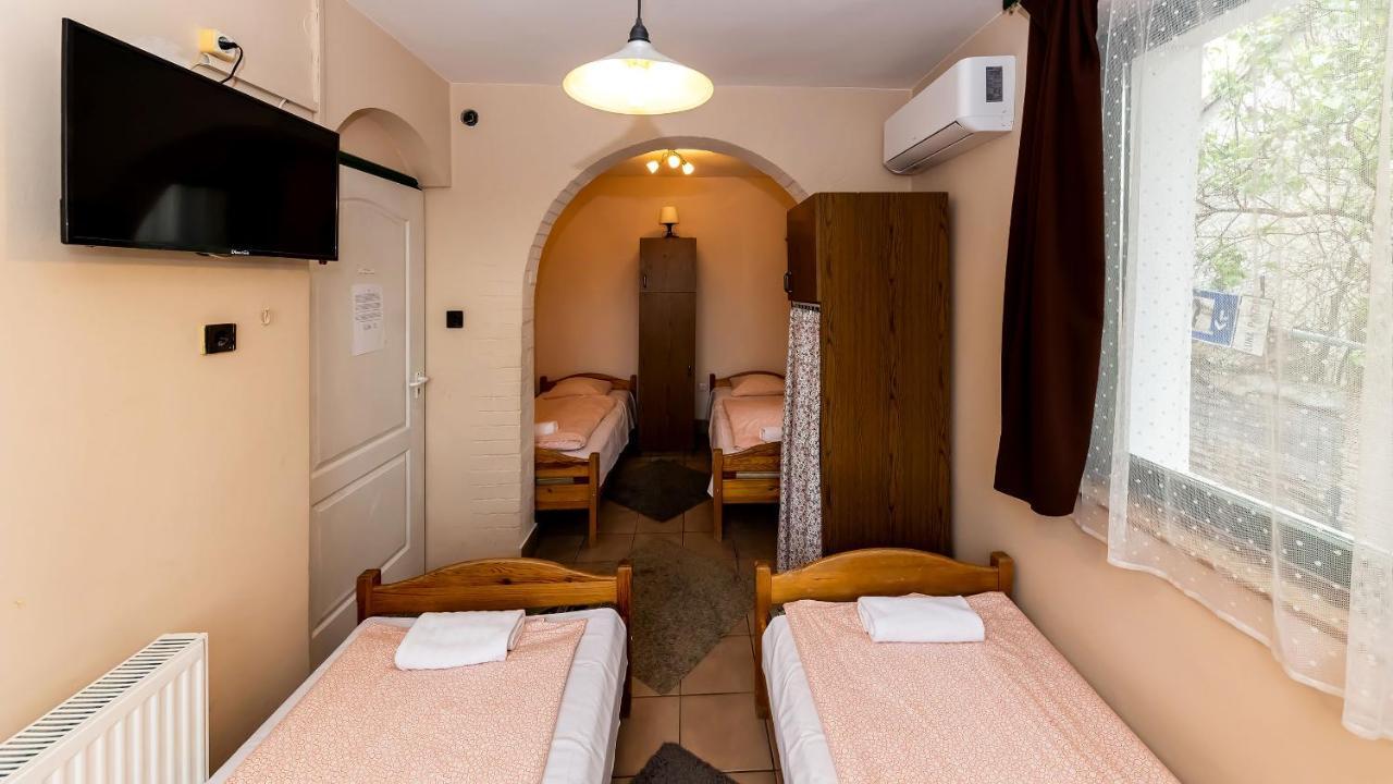 Csillagtura Panzio Bed & Breakfast Eger Bagian luar foto