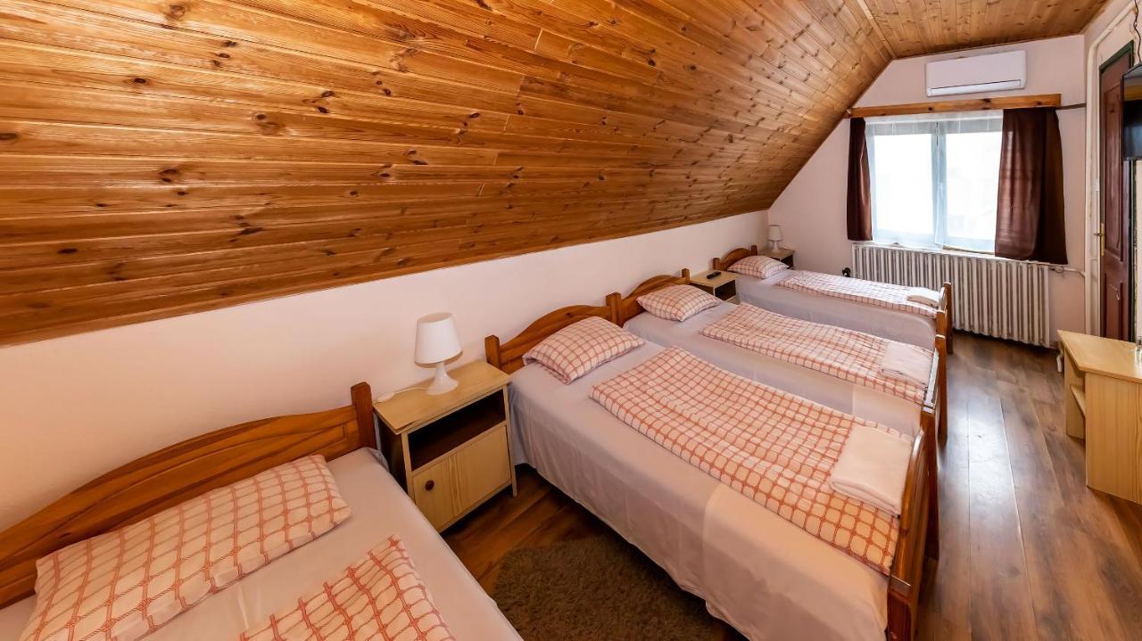 Csillagtura Panzio Bed & Breakfast Eger Bagian luar foto